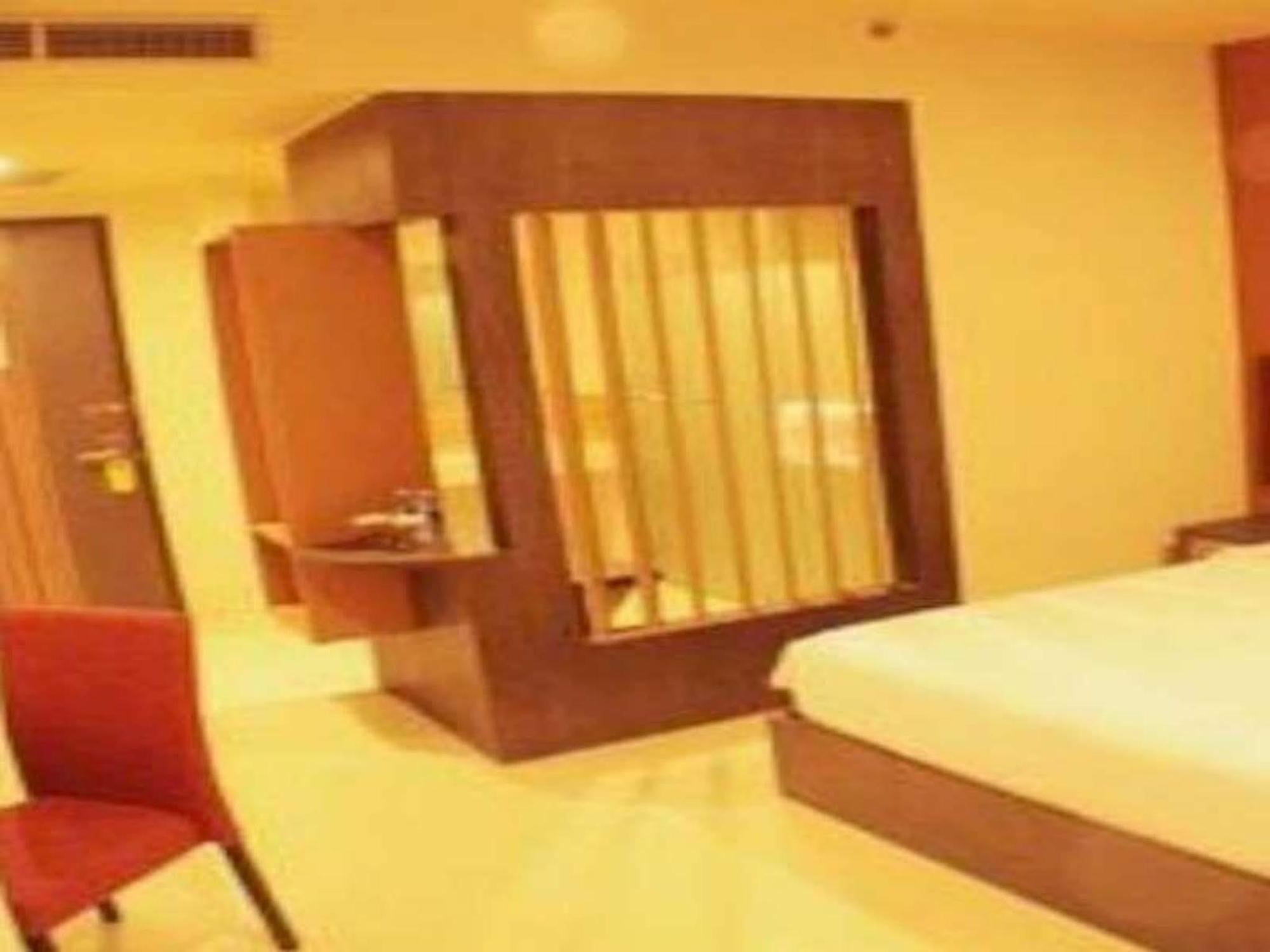 טנגרנג Hotel Olive מראה חיצוני תמונה