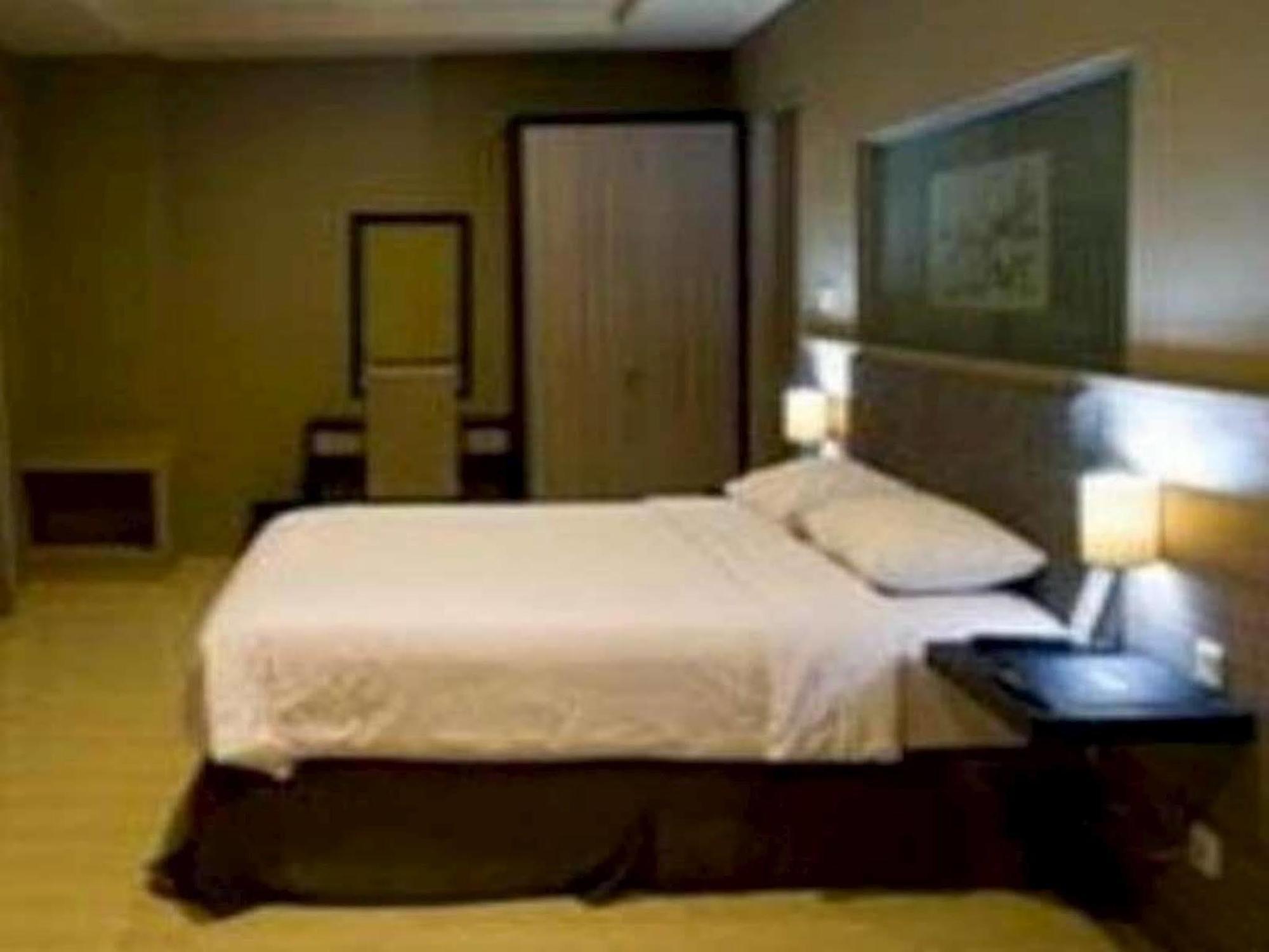 טנגרנג Hotel Olive מראה חיצוני תמונה